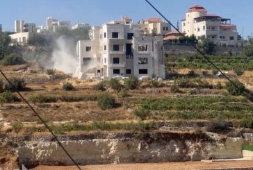الاحتلال يهدم منزلا وغرفة زراعية غرب مدينة الخليل