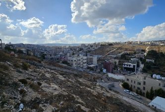 الطقس: أجواء حارة في جميع المناطق