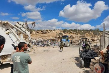 الاحتلال يصادر شاحنة نفايات وجرار لبلدية إذنا