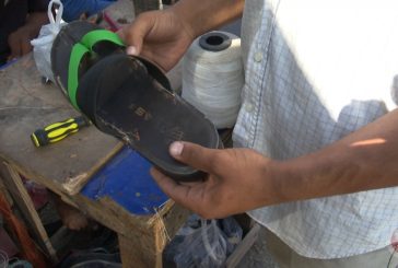 مهمة مستحيلة لشراء الأحذية الجديدة بغزة