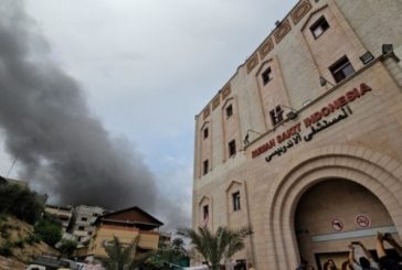 استشهاد مريضين اثنين بفعل حصار مستشفى الإندونيسي وتدمير مولد الكهرباء