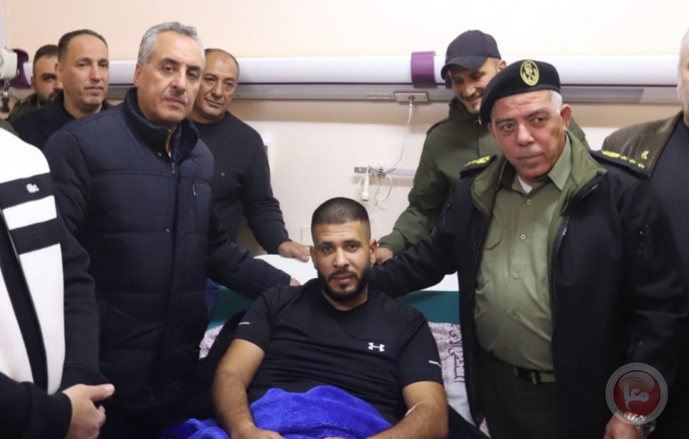 الناطق الرسمي باسم قوى الأمن يزور مصابي الاعتداء على أبناء الأجهزة الأمنية في الخليل