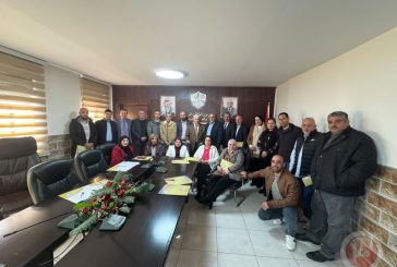 عباس زكي يلتقي وفد الحركة الثلاثين المغادر إلى الصين
