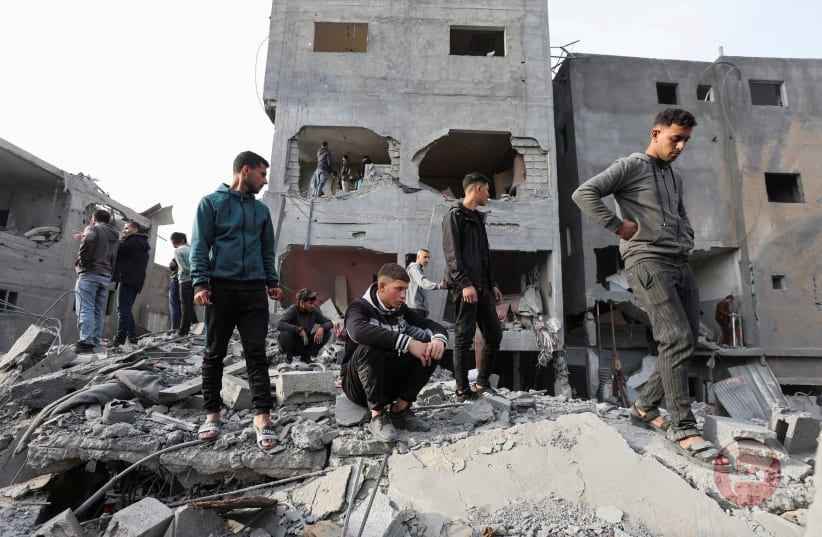 442 يوما للحرب على فلسطين
