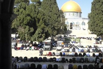 35 ألف مصل يؤدون الجمعة في الأقصى