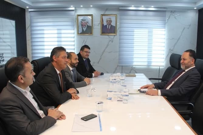 الجامعة العربية الأمريكية وسلطة المياه تبحثان سبل التعاون المشترك