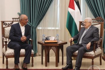 الرئيس عباس يستقبل الإعلامي محمد اللحام ويطالب برفع مستوى النقد المسؤول