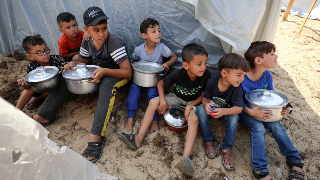 مندوب فلسطين: القمة العربية اعتبرت تهجير الفلسطينيين اعتداءً على الأمن القومي العربي