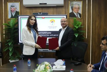 وزارة العمل ودائرة شؤون اللاجئين توقعان اتفاقية تعاون