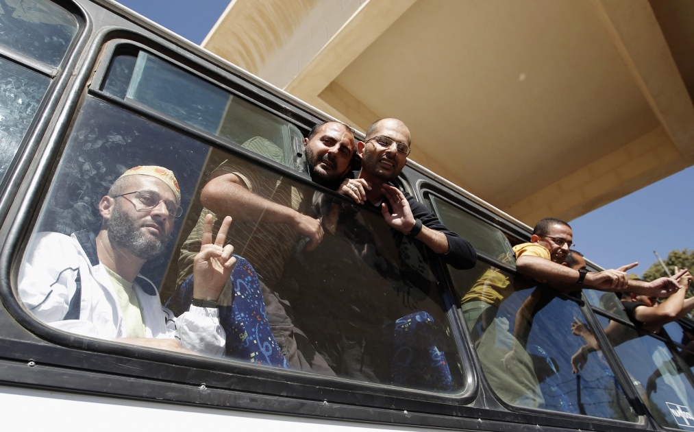 بالاسماء- 95 أسيرا وأسيرة سيتم الإفراج عنهم في اليوم الاول من الصفقة