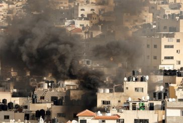 محافظ جنين: قلقون من وجود شهداء وجرحى داخل المخيم والاحتلال فجّر 20 منزلا