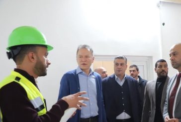 محافظ أريحا وبشار المصري يتفقدان مخيمي عقبة جبر وعين السلطان