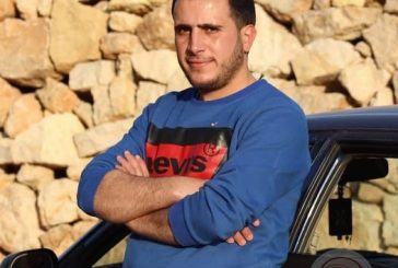 نابلس: جنود الاحتلال تعتدي على شاب بعد اصابته