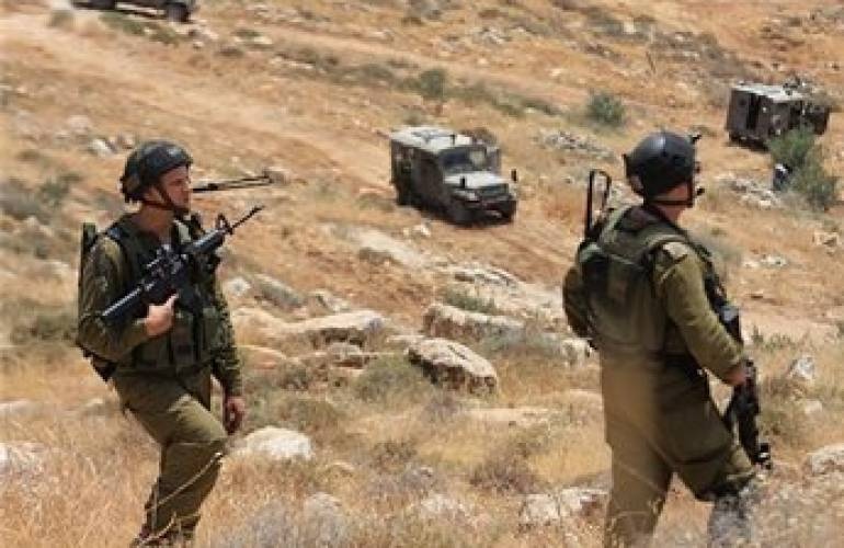 تربية طوباس: الاحتلال يمنع مرور المعلمين عن حاجز الحمرا إلى مدارس الأغوار