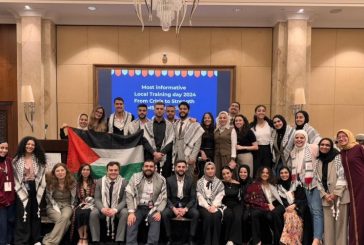 اتحاد طلبة الطب في الجامعة الأمريكية يفوز بجائزة أفضل نشاط تعليمي في مؤتمر EMR21 الإقليمي