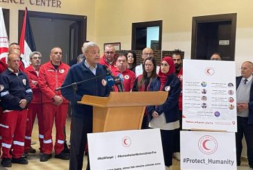 رئيس جمعية الهلال الأحمر يوجه رسالة للمسعفين والمتطوعين بعد استهداف كوادر الجمعية