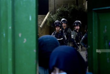 الاحتلال يقتحم المسجد الأقصى ويجبر المصلين على مغادرته