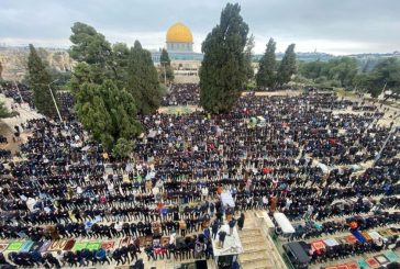 90 ألف مصل يؤدون صلاة الجمعة الأولى من شهر رمضان في الأقصى