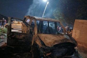 مستوطنون يحرقون 3 منازل ومركبتين في دوما جنوب نابلس