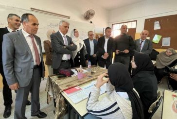 برهم يتفقد مدارس طولكرم ويلتقي بطلبة نازحين وكوادر تربوية