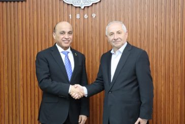 وزير النقل يبحث مع بلدية نابلس سبل تعزيز التعاون وتطوير الخدمات