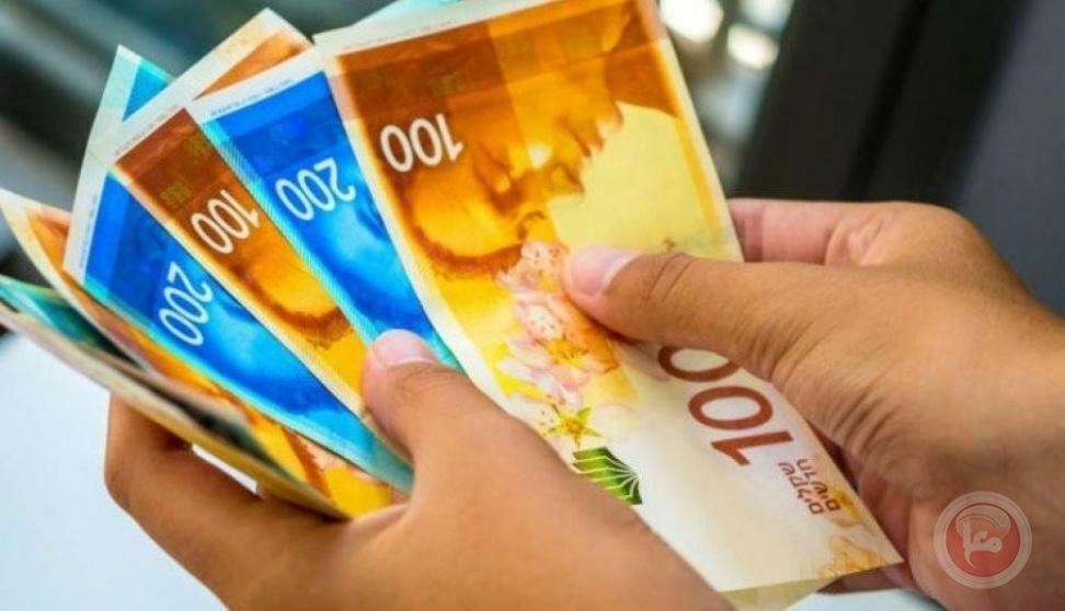 أبو الرب يكشف لـ معا الوضع المالي: الحكومة تسعى لصرف الرواتب خلال أيام