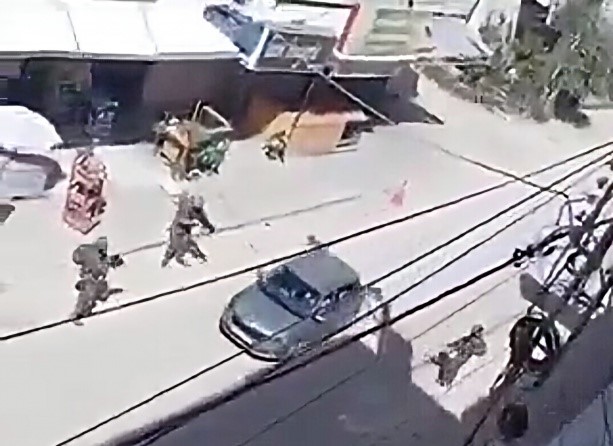الاحتلال يطلق النار على مركبة خلال عدوانه على طولكرم