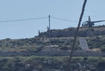 مستوطنون يشقون طريقا وآخرون يقتحمون جبل العرمة جنوب نابلس