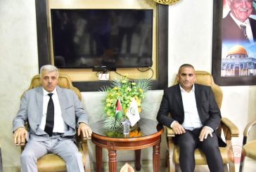 وزير التربية ورئيس بلدية يطا يضعان حجر الأساس لمدرسة يطا المهنية الصناعية