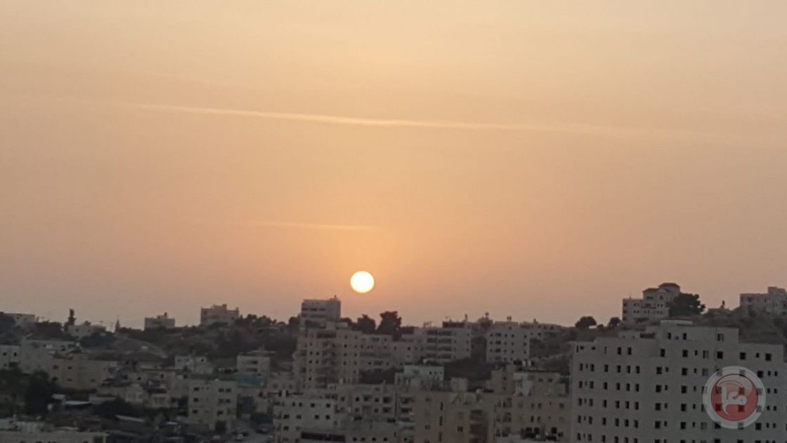 الطقس: أجواء خماسينية والحرارة أعلى من معدلها بـ8 درجات مئوية