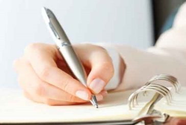 طالبة طب يتيمة تناشد اهل الخير مساعدتها لتوفير رسومها الجامعية للفصل الدراسي الثاني