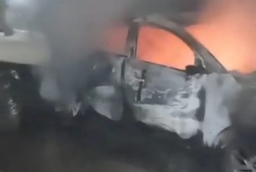 مستوطنون يحرقون مركبة شمال غرب نابلس