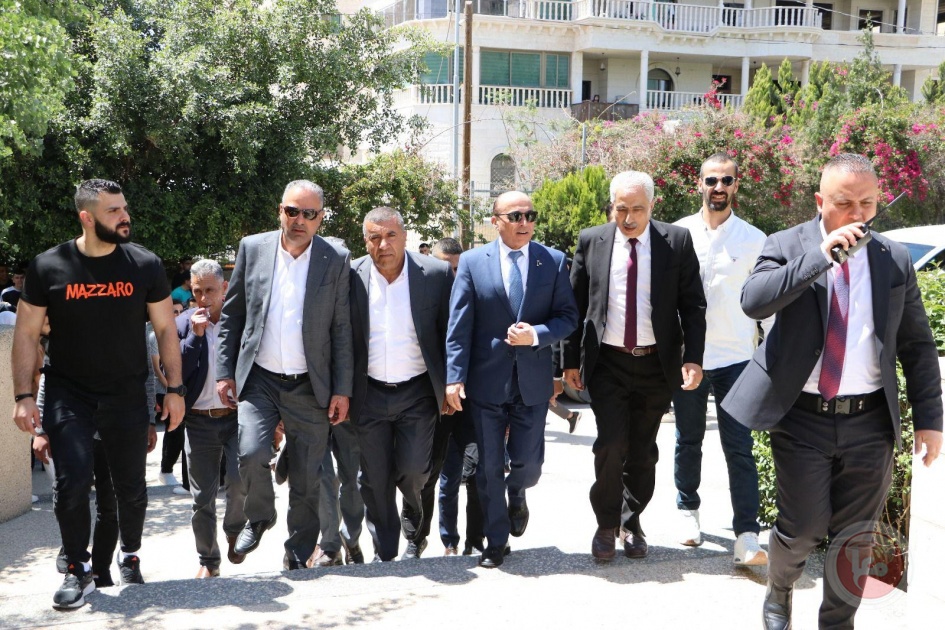 وزارة النقل تفتتح مقرًا جديدًا في البلدة القديمة بالخليل