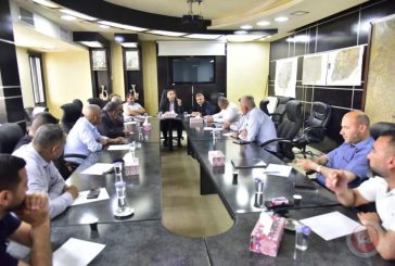 اجتماع طارئ في بلدية يطا لبحث أزمة كهرباء الجنوب والتأكيد على الخيار الاستراتيجي بالبقاء في الشركة