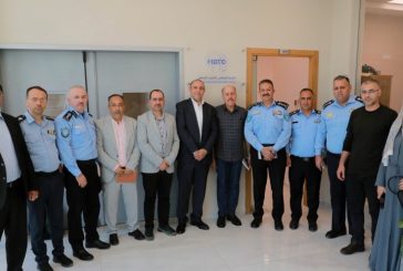 الشرطة تطلع على تجارب التحول الرقمي والجودة الشاملة في الجامعة العربية الأمريكية