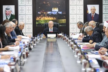 الحكومة: اتصالات مكثفة لاستعادة أموال المقاصة لضمان استمرار مؤسسات الدولة