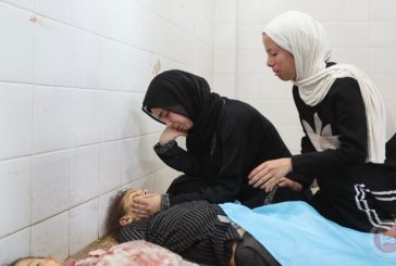 مجزرة جديدة.. قدائف الاحتلال تحصد ارواح 30 مواطنا وتصيب 180 من المجوعين برفح