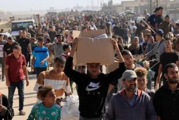 صندوق إغاثة غزة في مأزق: البنوك ترفض والاستقالات تتزايد