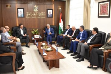 برهم يبحث مع وفد من الرابطة الطبية الفلسطينية الأمريكية دعم التعليم الطبي بغزة