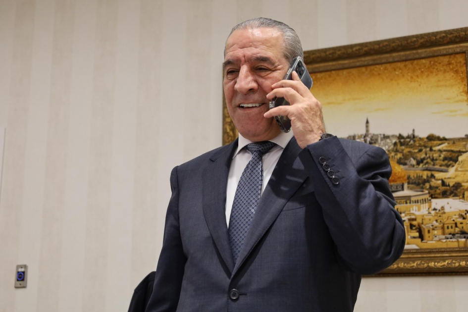 الشيخ يبحث مع وزير الخارجية العماني مستجدات الأوضاع في فلسطين