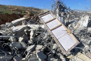 الاحتلال يهدم عددا من المنشآت التجارية بالظاهرية جنوب الخليل