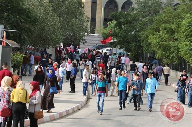 بظل الظروف الصعبة- بنك فلسطين يطلق مبادرة دعما للطلبة الجامعيين