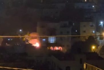 شاهد- الاحتلال يُفجر منزل عائلة الأسير عبد الرحيم الهيموني في الخليل