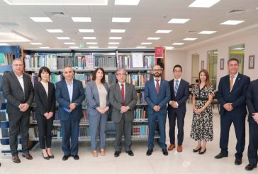 السفير الياباني في زيارة للجامعة العربية الأمريكية لبحث افاق التعاون