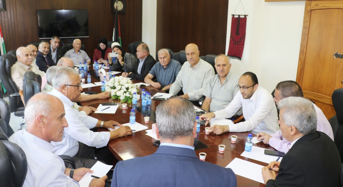 برهم يلتقي مجلس أولياء الأمور الموحد ويبحث التحضيرات للعام الدراسي الجديد