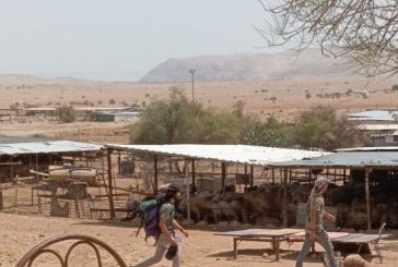 إرهاب المستوطنين.. مستوطنون يجبرون عائلتين على الرحيل من تجمع شلال العوجا