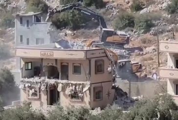 الاحتلال يهدم 3 منازل مأهولة في بروقين غرب سلفيت