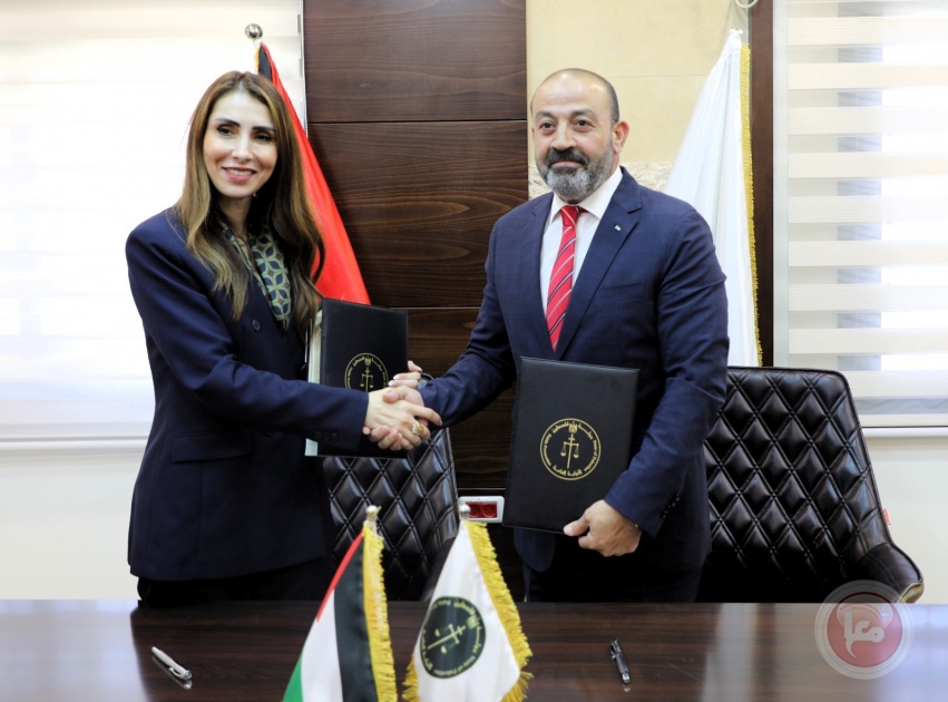 النائب العام ووزيرة العمل يطلقان دليل إجراءات التدريب المهني للأطفال والأحداث