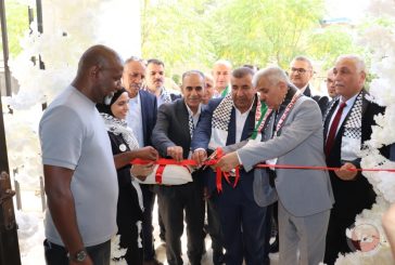 برهم يفتتح مدرستين في محافظة الخليل ويتفقد عدداً من مدارسها