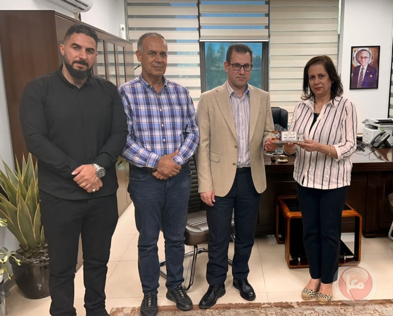مؤسسة فلسطين الخير في زيارة الشركة الأهلية للتأمين